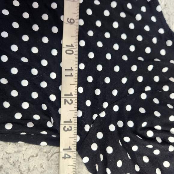 4x $25 Guess sleeve 3/4 polka dot  low  or high neck top size medium - Picture 6 of 6